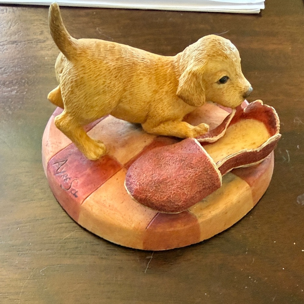 Vintage Border Fine Arts Ayres Puppy With Shoe Figurine Scotland Handmade